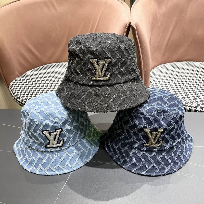 LV hat 020802